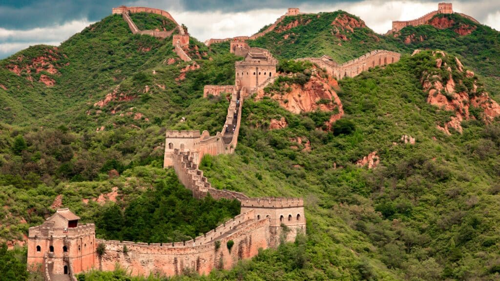 China Holiday 2025 the great wall